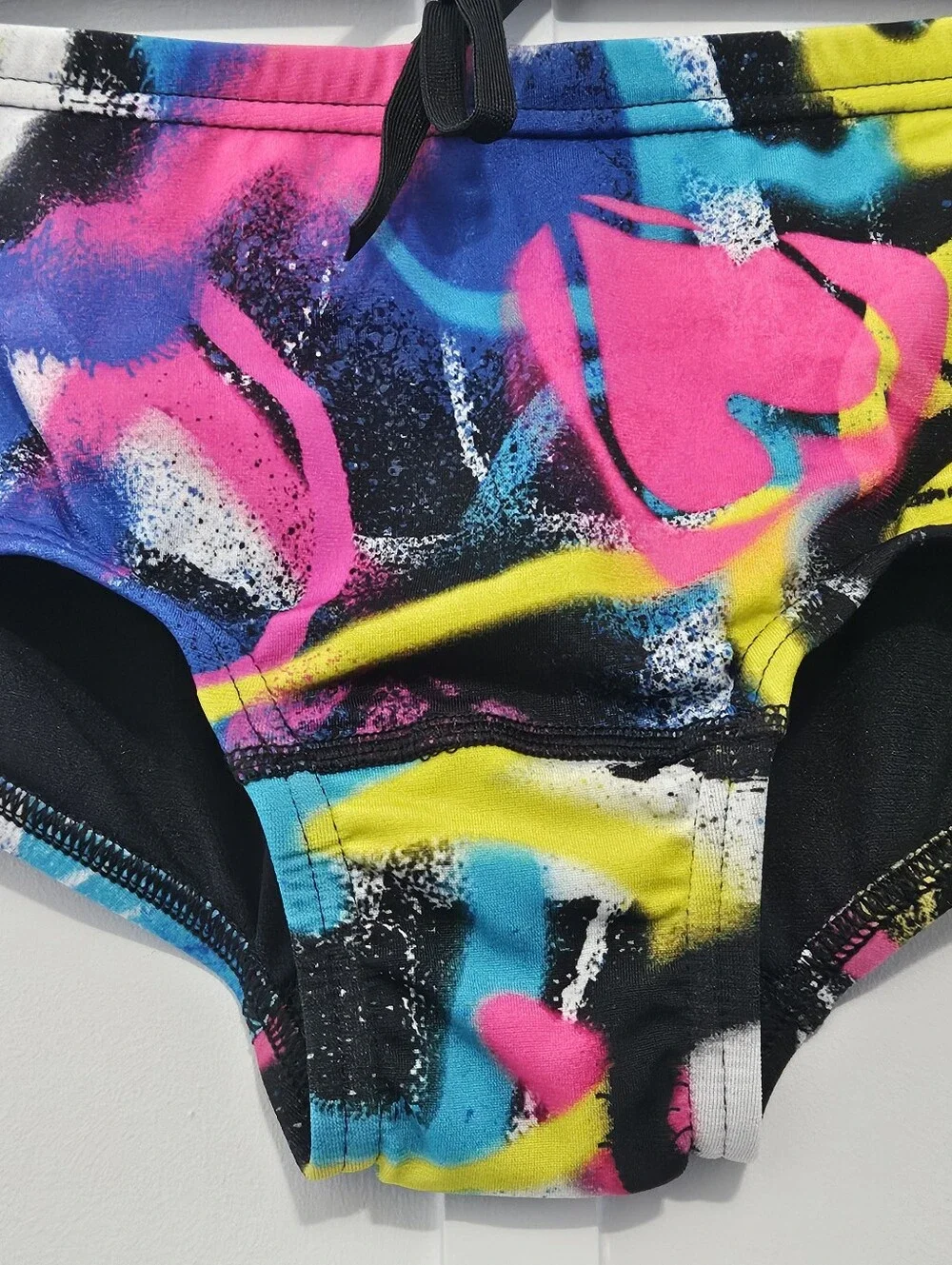 Speedo Endurance Size 28 Heartistic Flare Pink Boys Mens Swim Trunks with Elasti